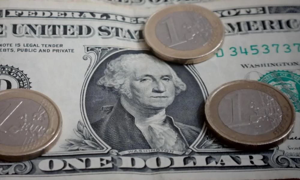 Σοβαροί κλυδωνισμοί για το αμερικανικό δολάριο